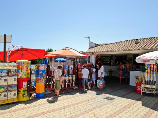 Oh! Campings La Brise Сен Мари де ла Мер Екстериор снимка